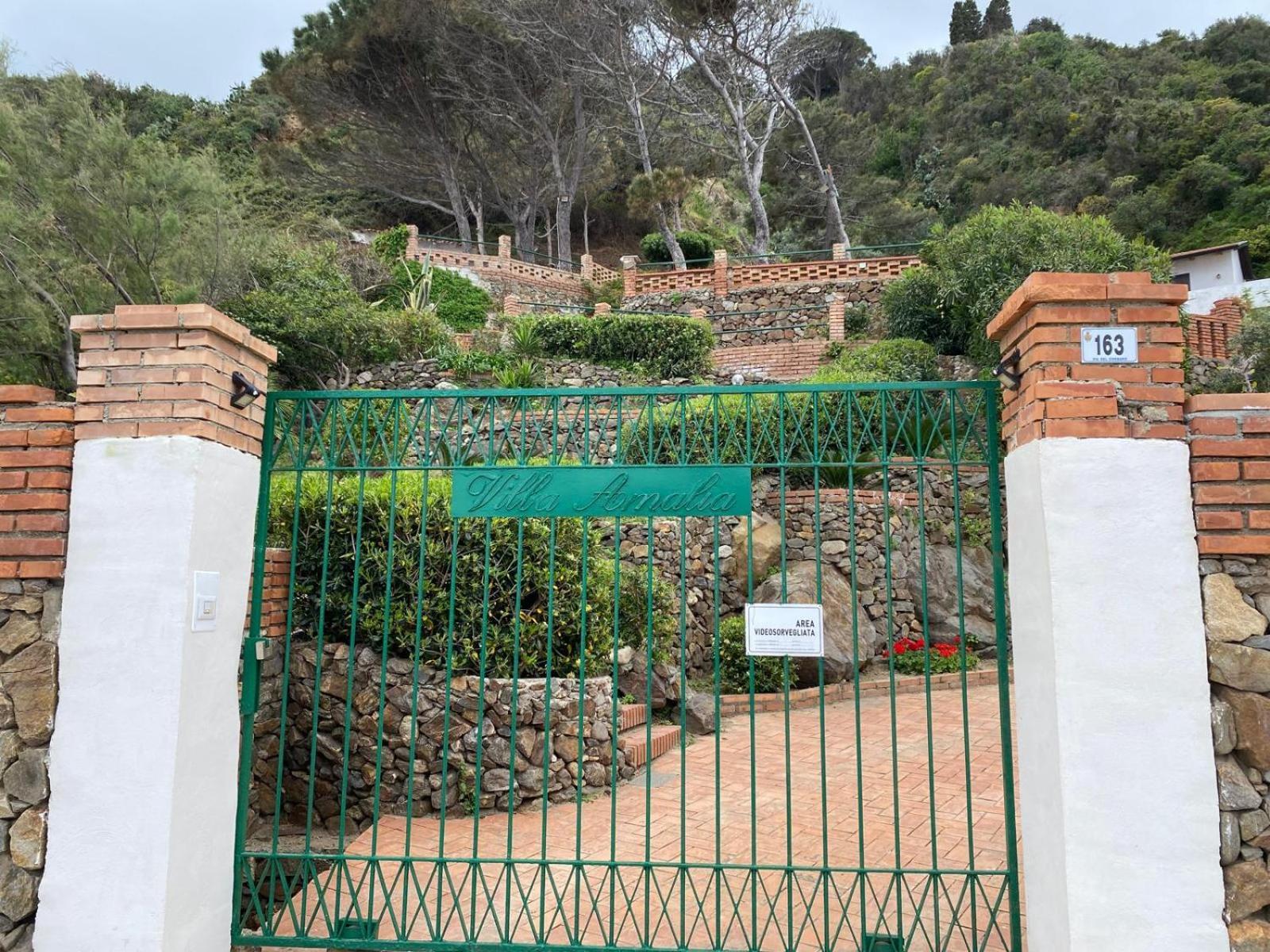 Villa Amalia Sul Mare Messina Exteriér fotografie