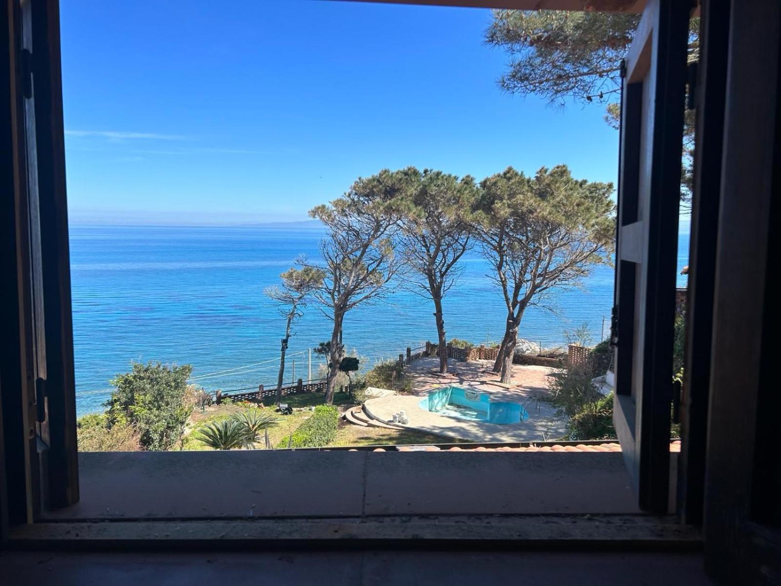 Villa Amalia Sul Mare Messina Exteriér fotografie